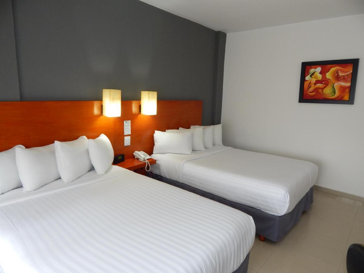 Hotel Gran Minatitlan Plaza Exteriör bild